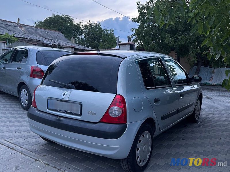 2002' Renault Clio photo #4