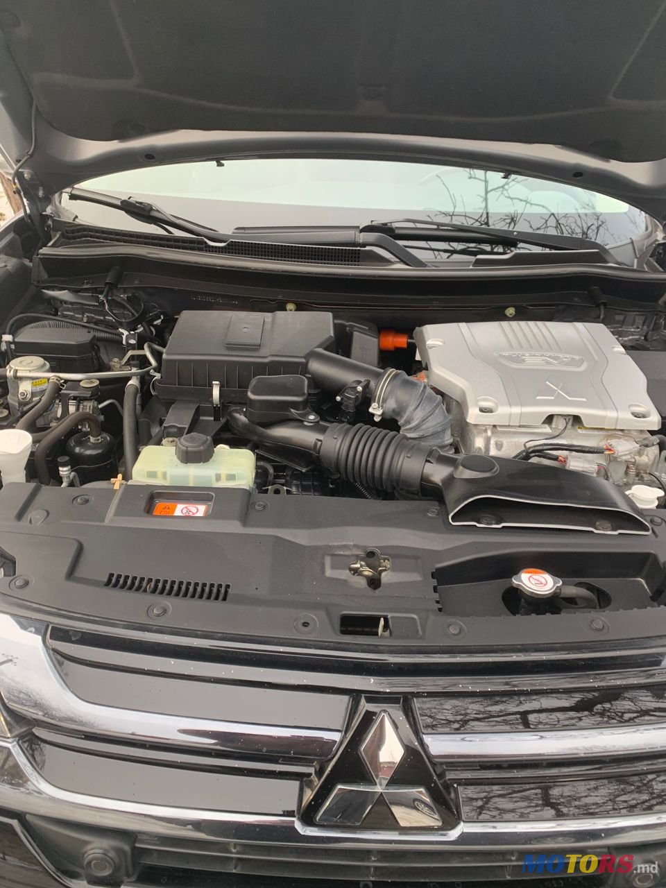 2017' Mitsubishi Outlander photo #5