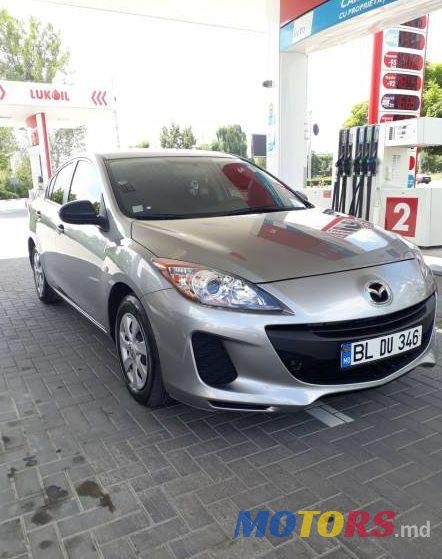 2013' Mazda 3 photo #1