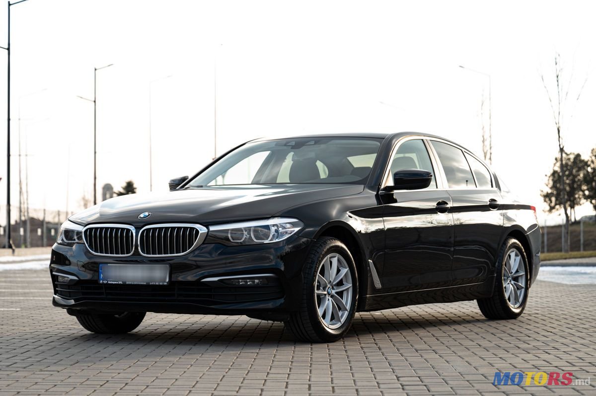 2020' BMW 5 Series photo #4