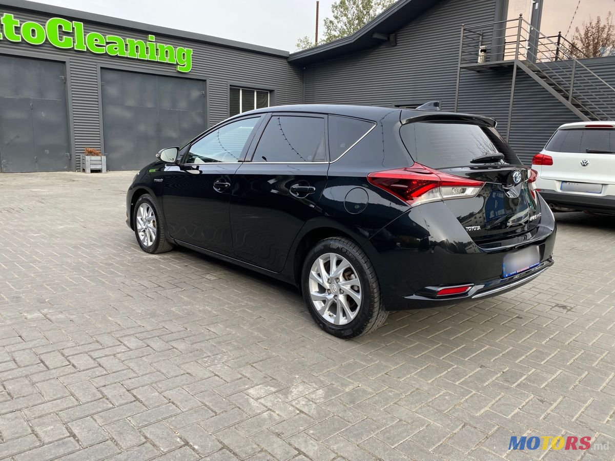 2016' Toyota Auris photo #4