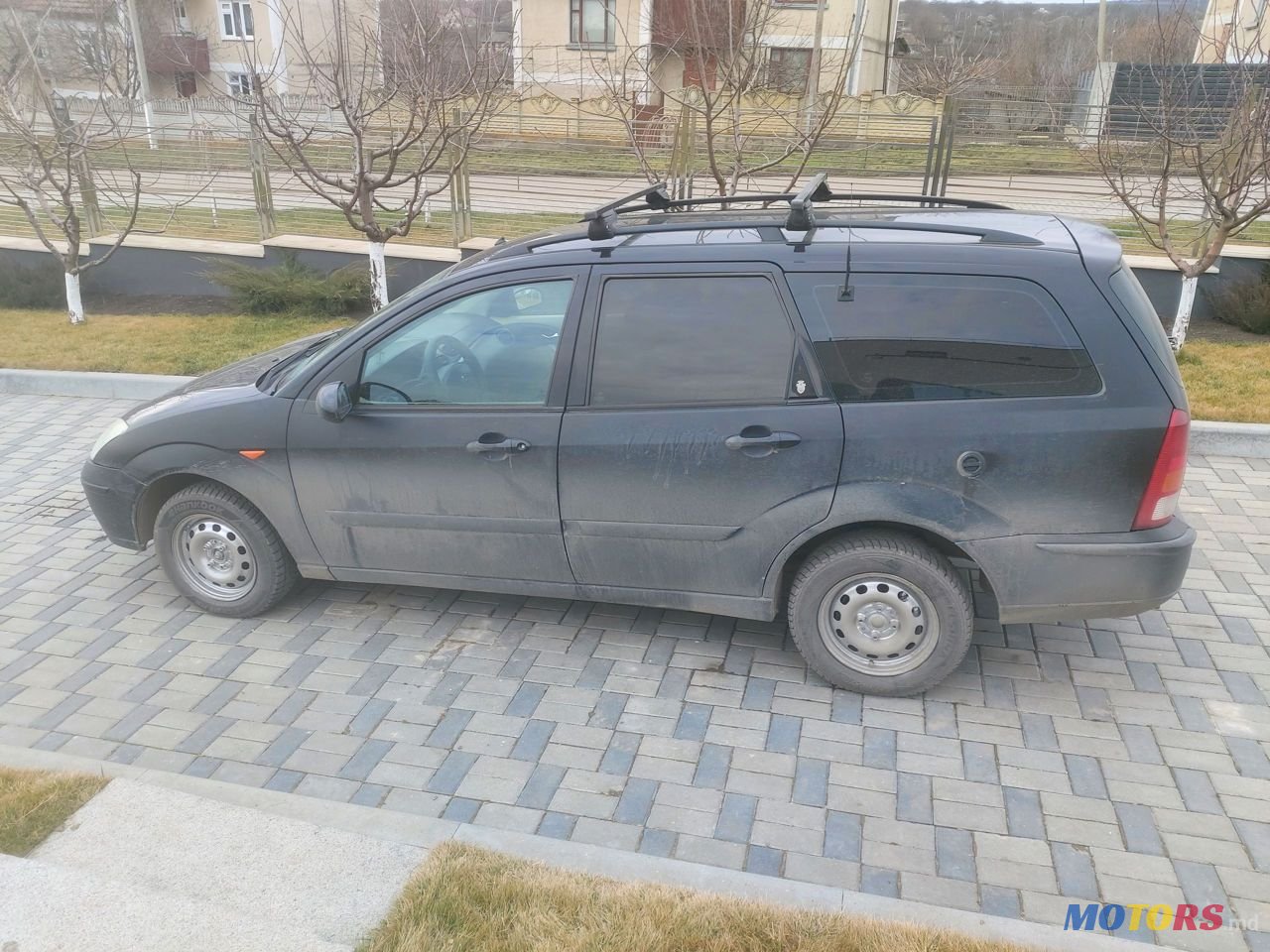 2004' Ford Focus Wagon photo #4