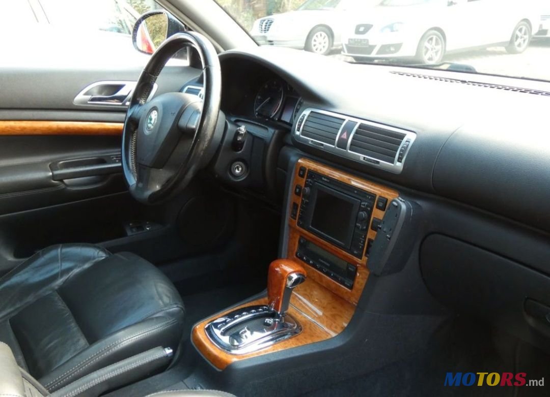 2007' Skoda Superb photo #5