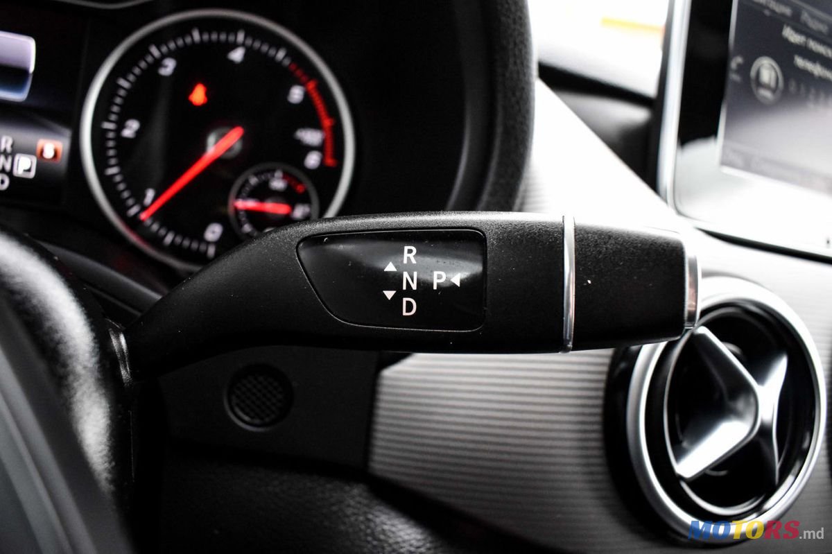 2015' Mercedes-Benz B Класс photo #2