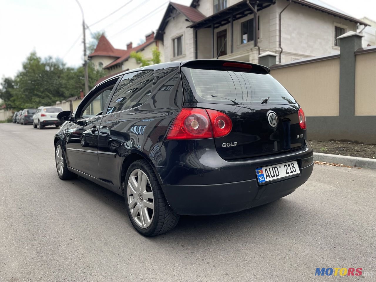 2006' Volkswagen Golf photo #3