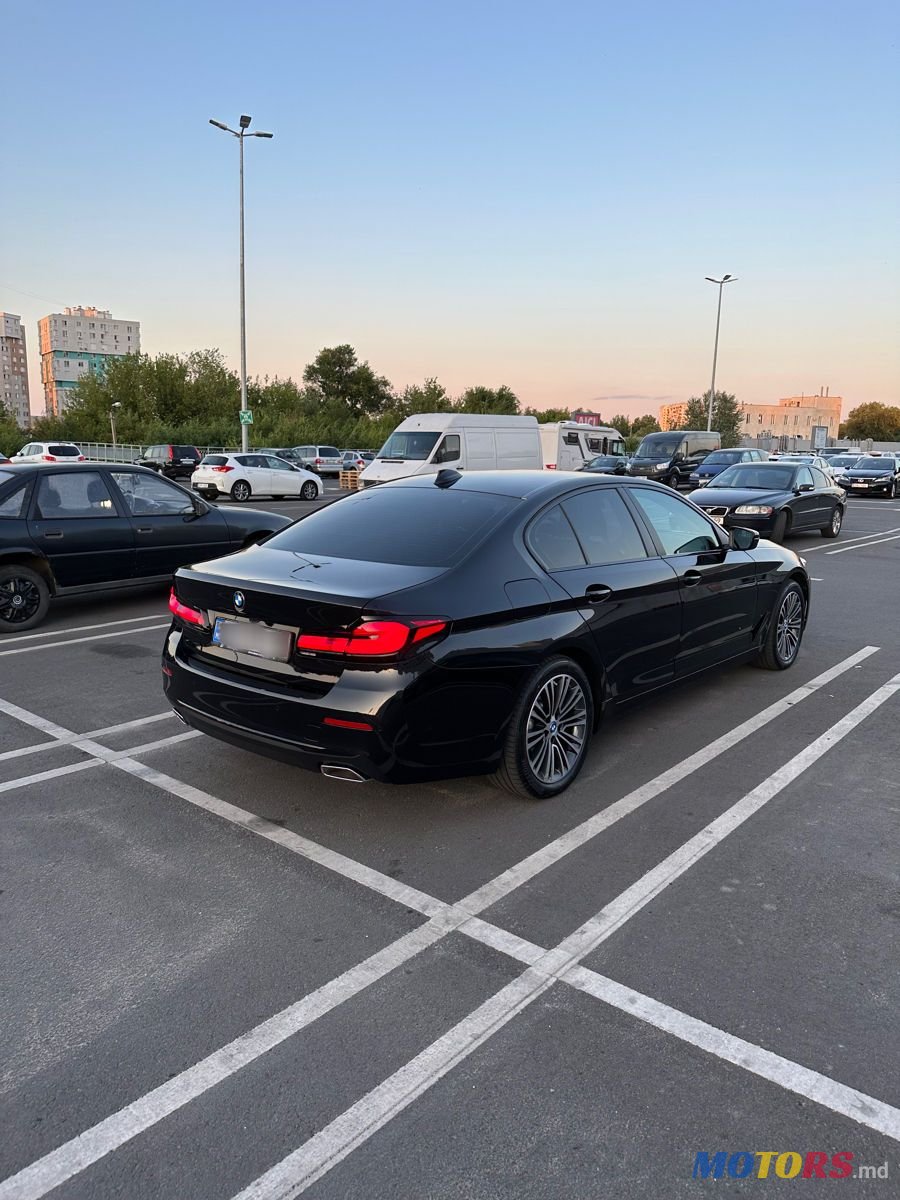 2020' BMW 5 Series photo #4