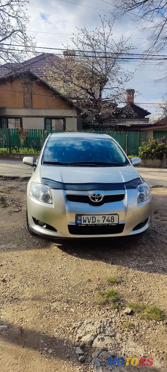 2009' Toyota Auris photo #1