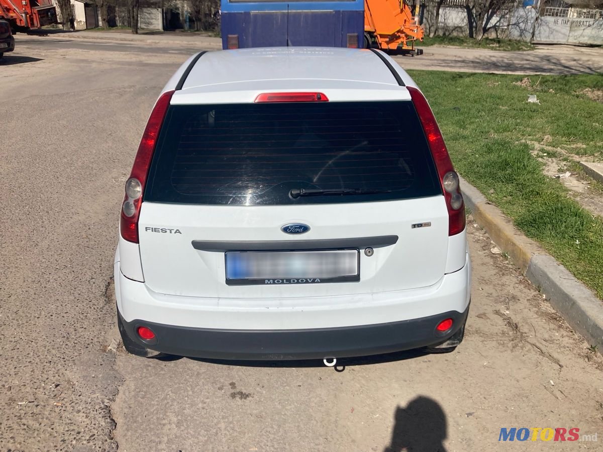 2008' Ford Fiesta photo #2