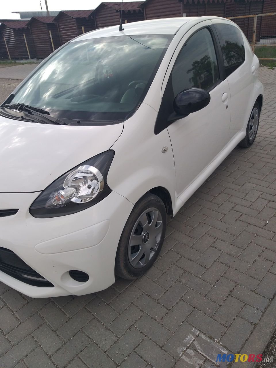 2014' Toyota Aygo photo #2