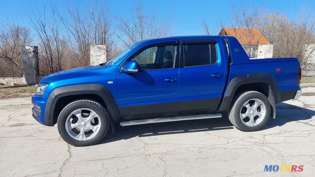 2018' Volkswagen Amarok photo #2