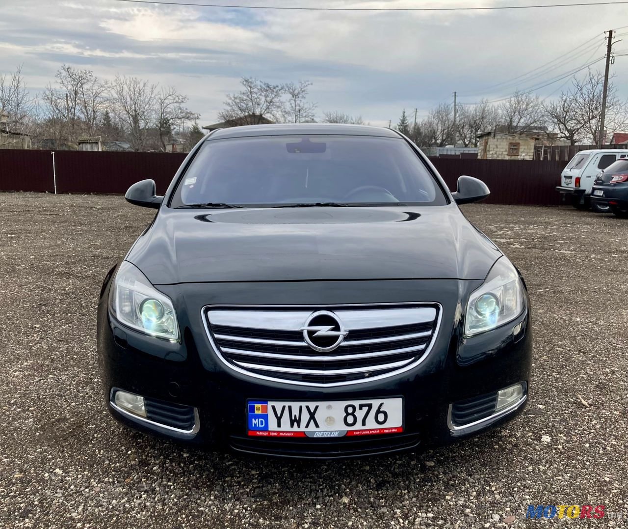 2011' Opel Insignia photo #2