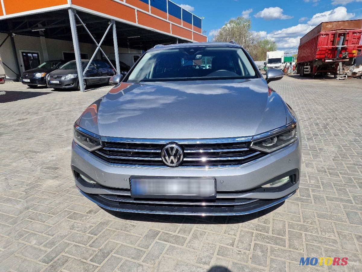 2020' Volkswagen Passat photo #5