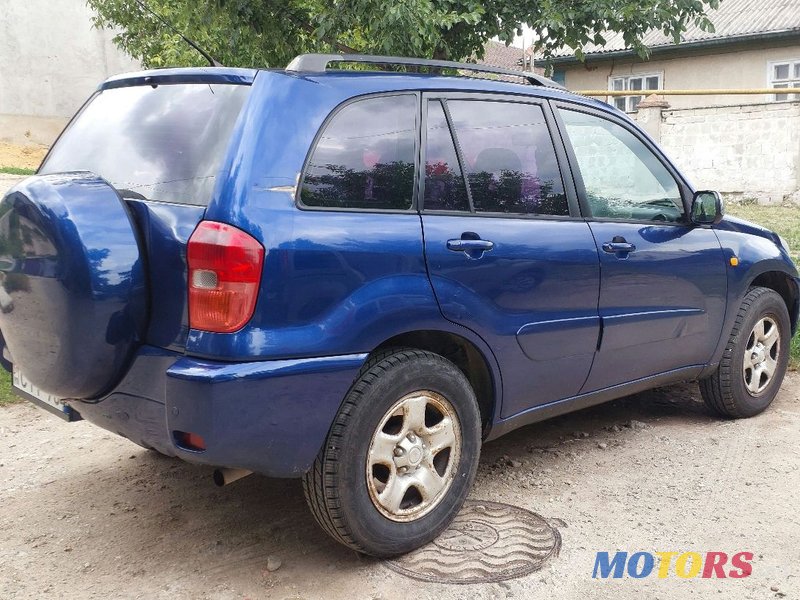 2001' Toyota RAV4 photo #3