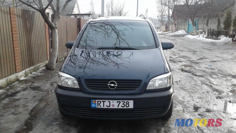 2002' Opel Zafira photo #1