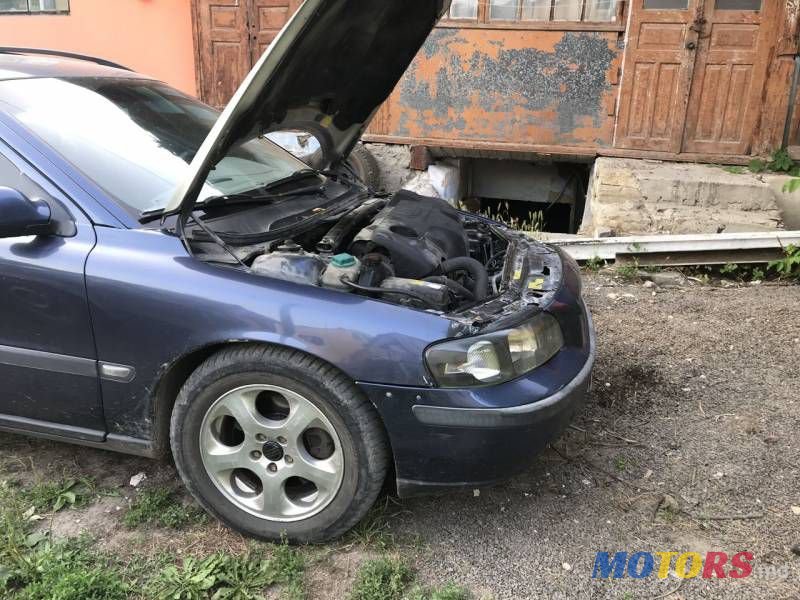 2003' Volvo V70 photo #6