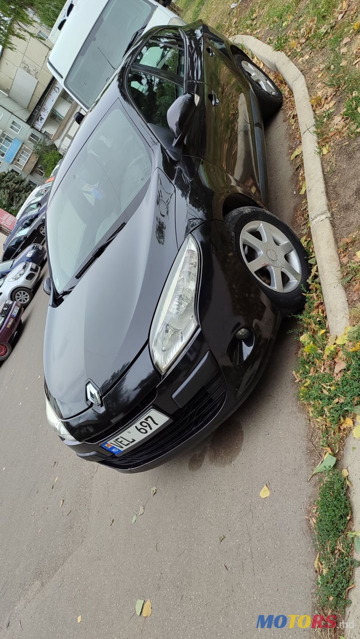 2010' Renault Megane photo #1