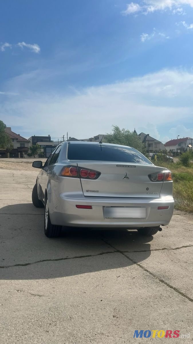 2011' Mitsubishi Lancer photo #3