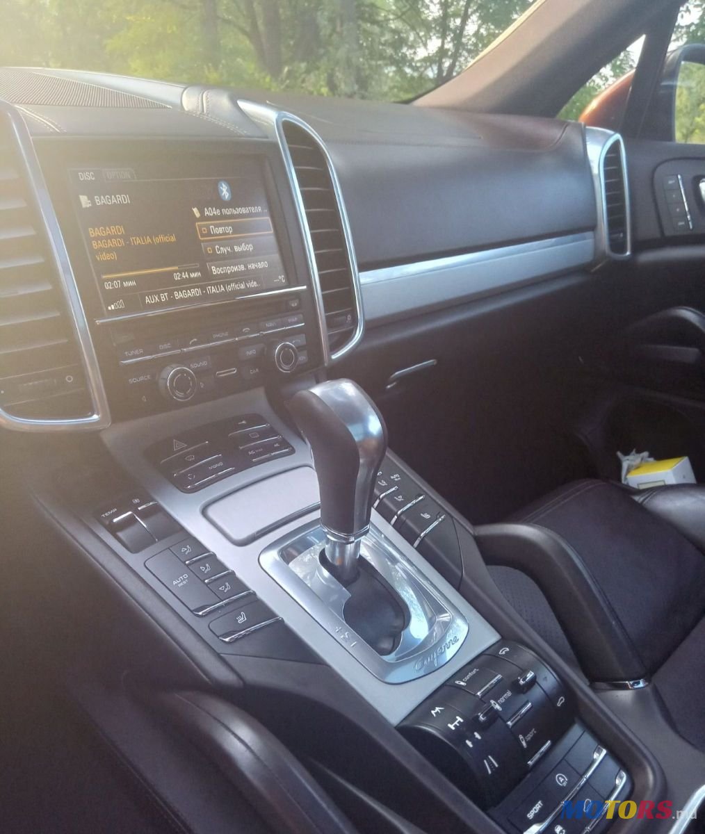 2010' Porsche Cayenne photo #4