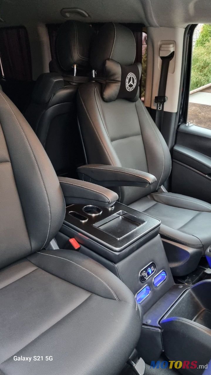 2015' Mercedes-Benz Vito photo #6