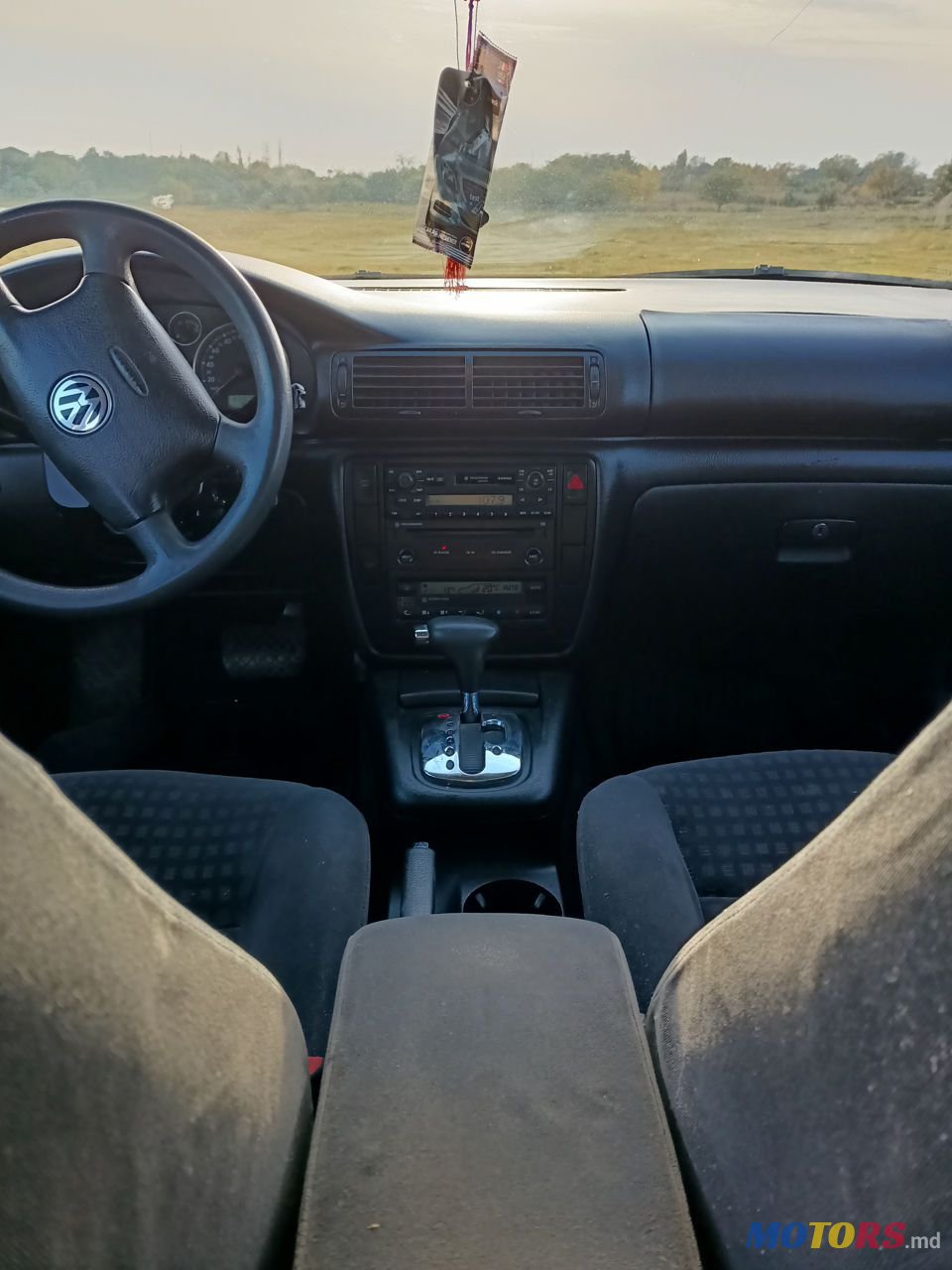 2003' Volkswagen Passat photo #4