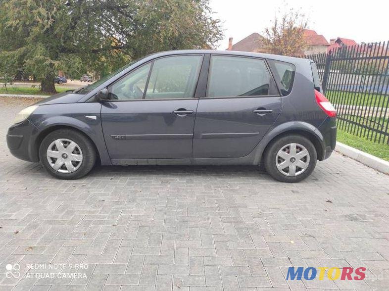 2005' Renault Scenic photo #2