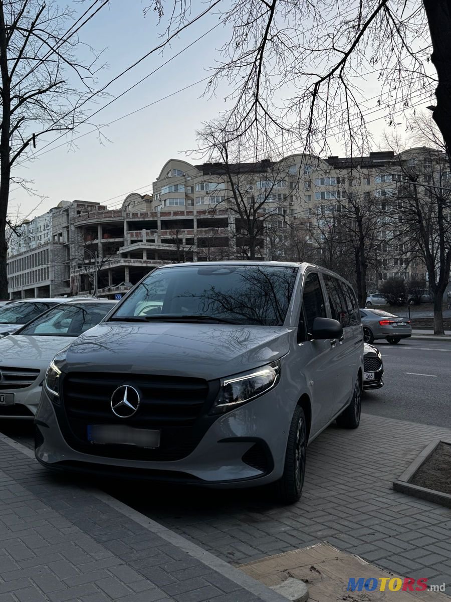 2024' Mercedes-Benz Vito photo #2