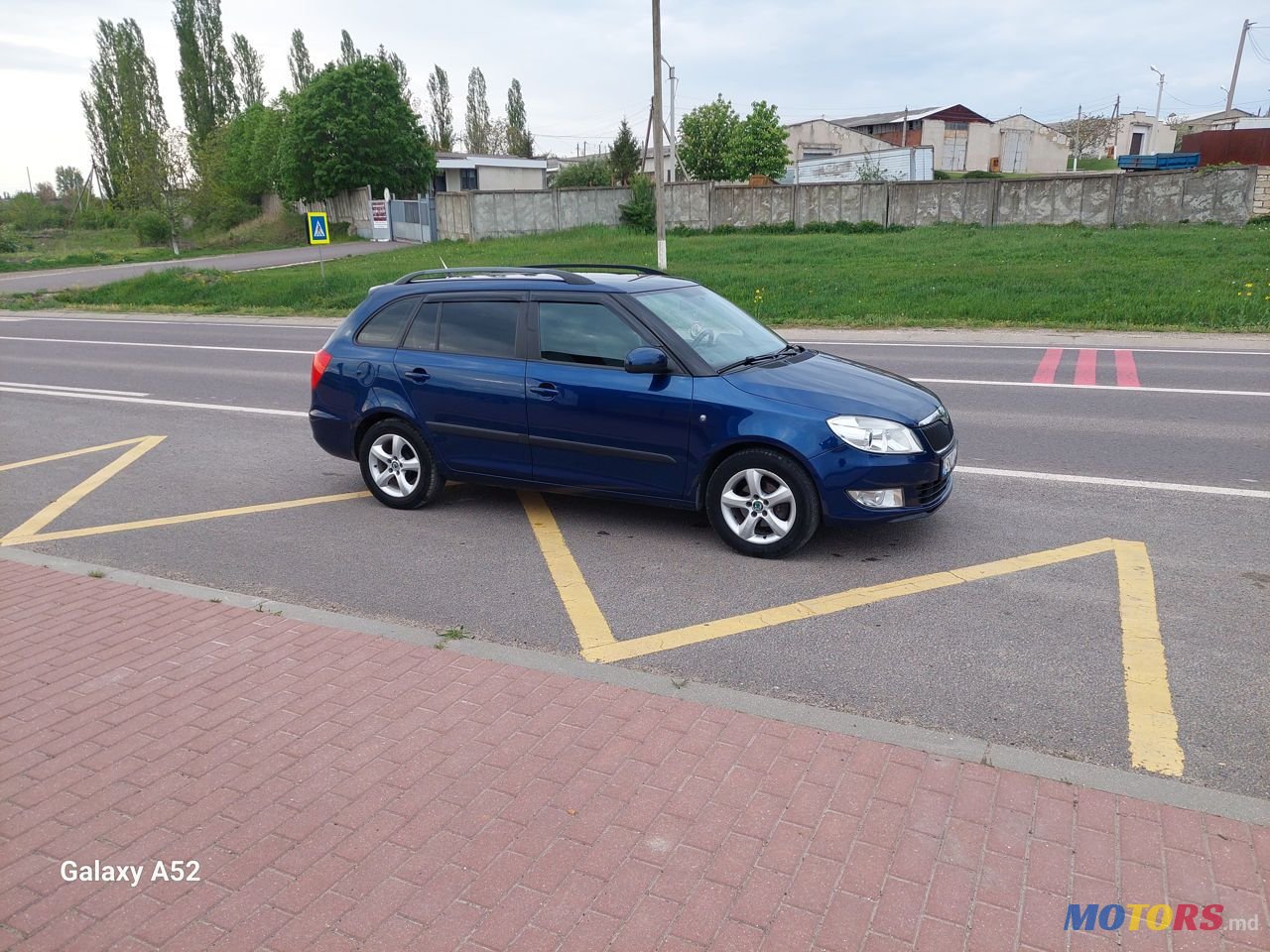 2011' Skoda Fabia photo #3