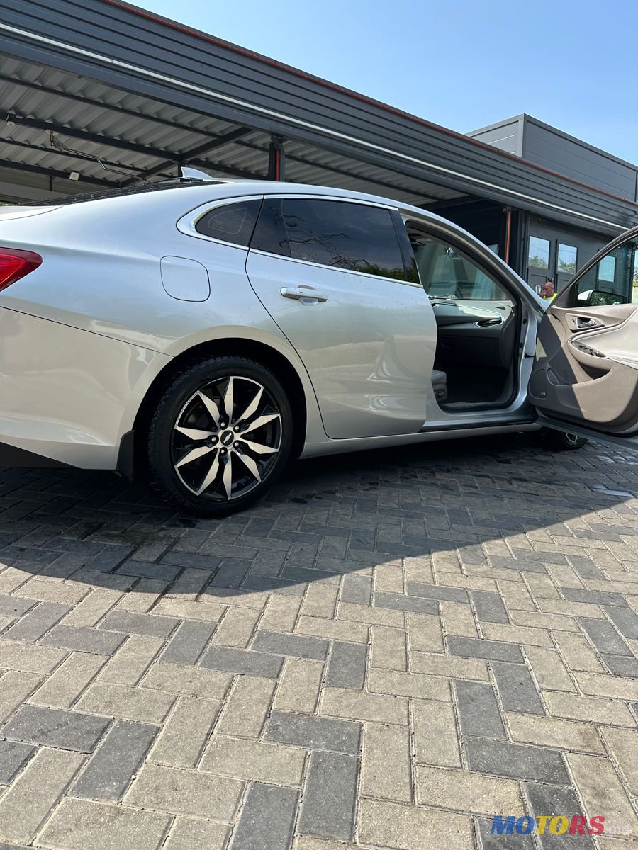 2016' Chevrolet Malibu photo #3