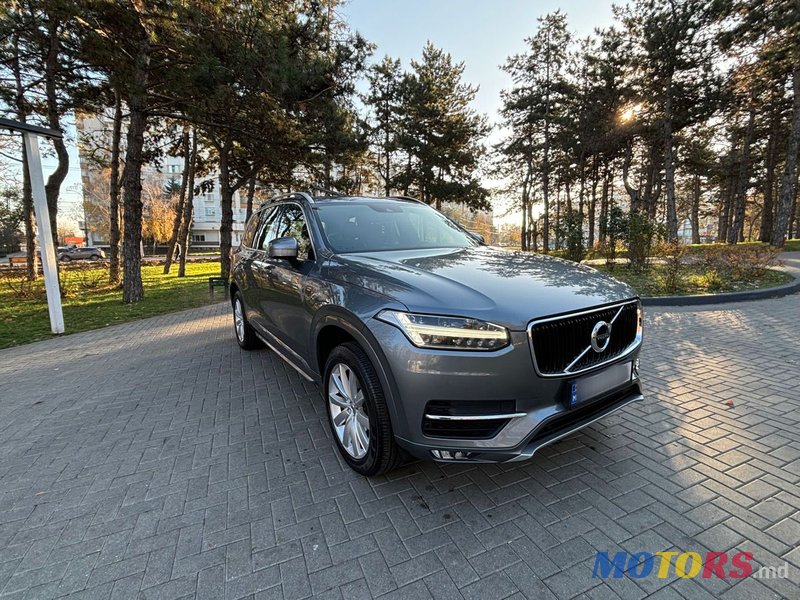 2017' Volvo XC90 photo #2