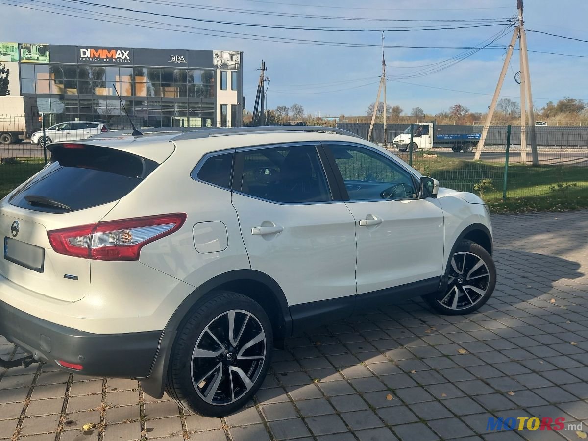 2014' Nissan Qashqai photo #6