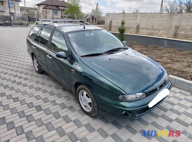 2001' Fiat Marea photo #2