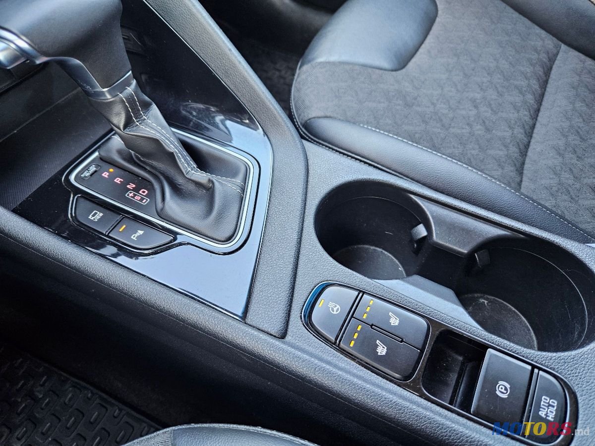 2019' Kia Niro photo #5