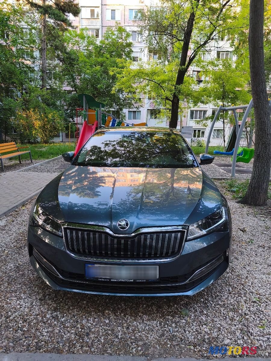 2020' Skoda Superb photo #2