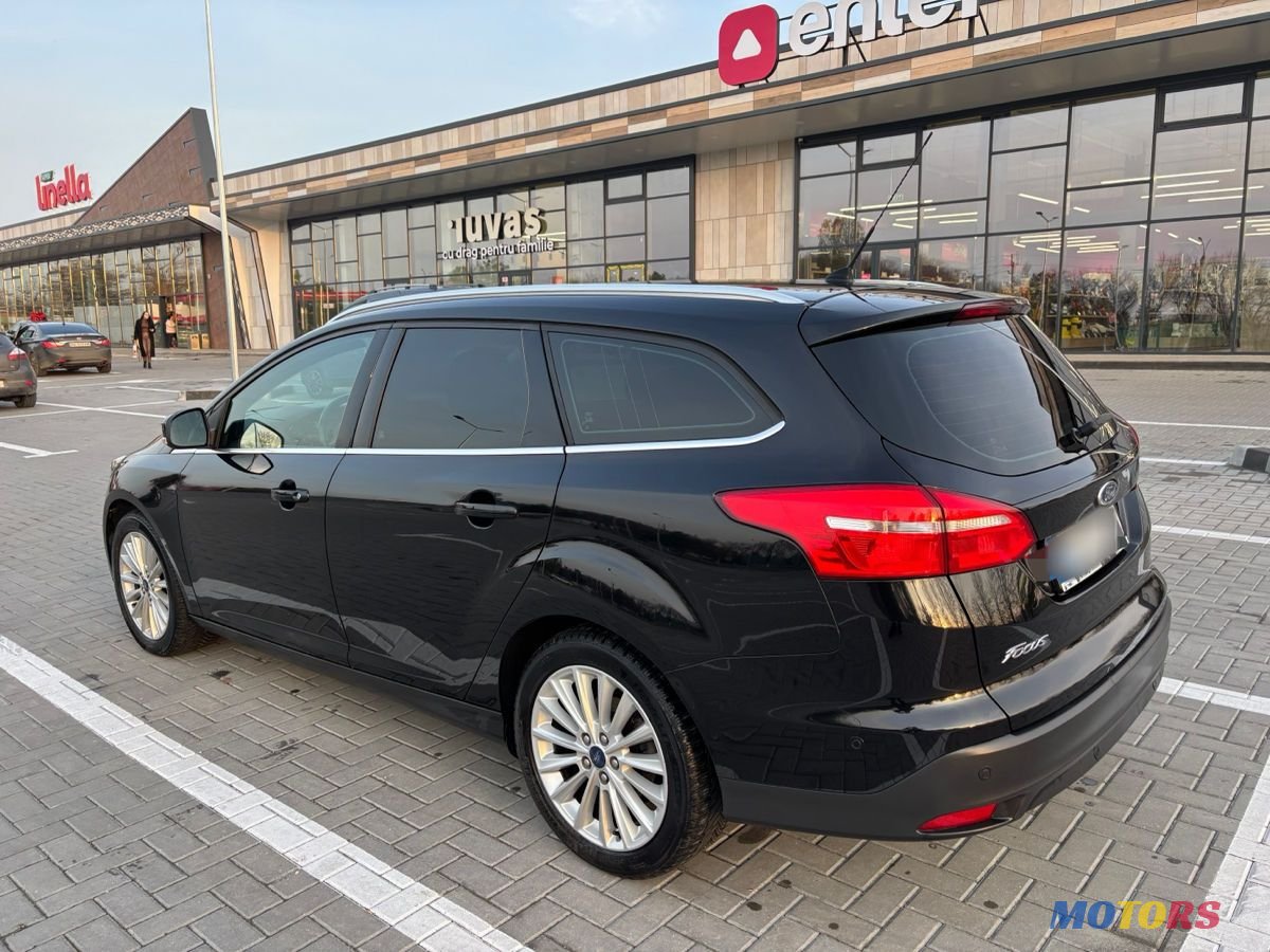 2015' Ford Focus photo #6