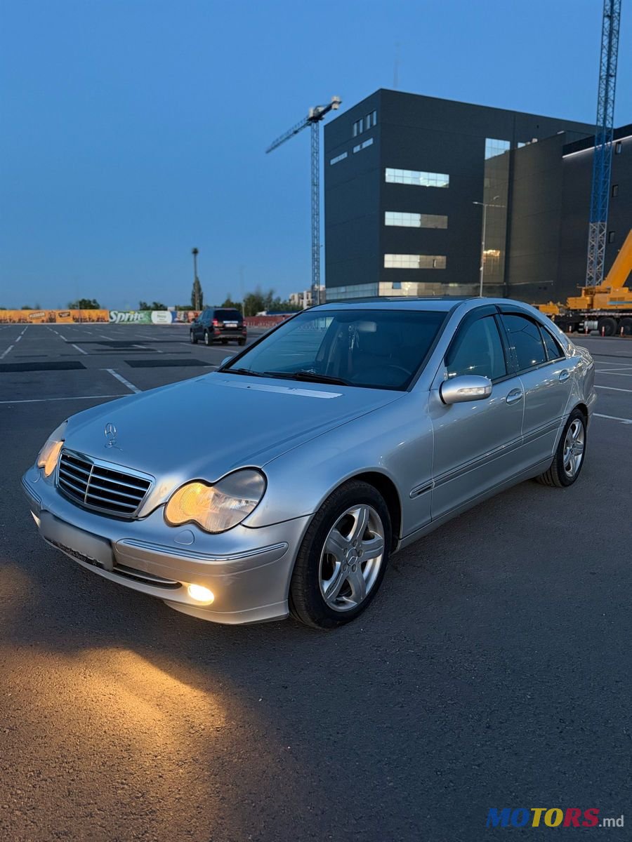2003' Mercedes-Benz C-Class photo #2
