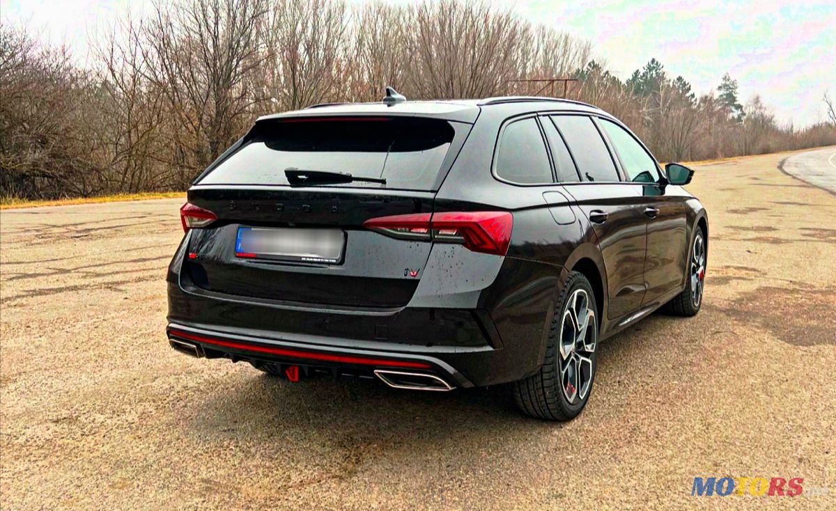 2021' Skoda Octavia Rs photo #3