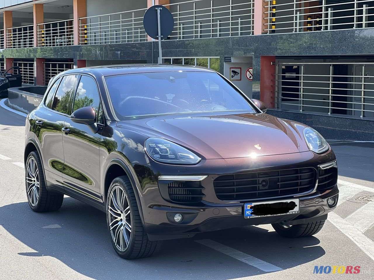 2016' Porsche Cayenne photo #4