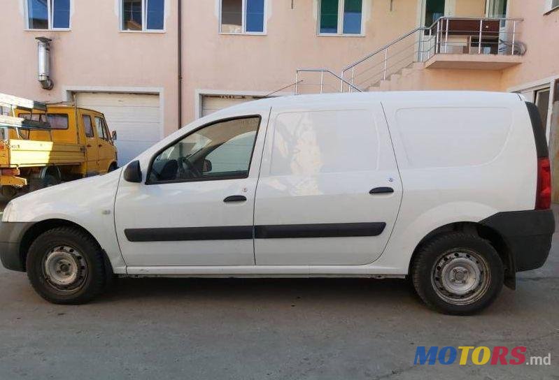 2012' Dacia Logan Van photo #1