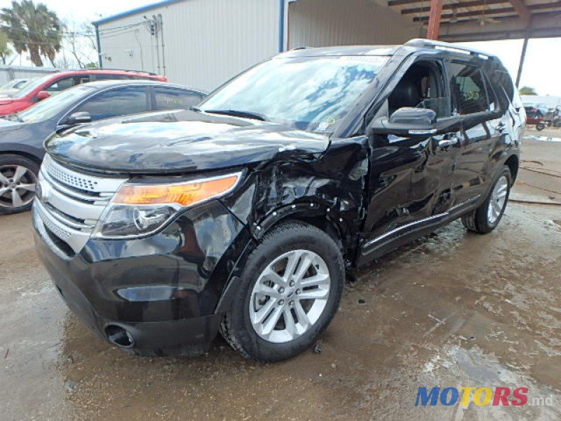 2013' Ford Explorer photo #5