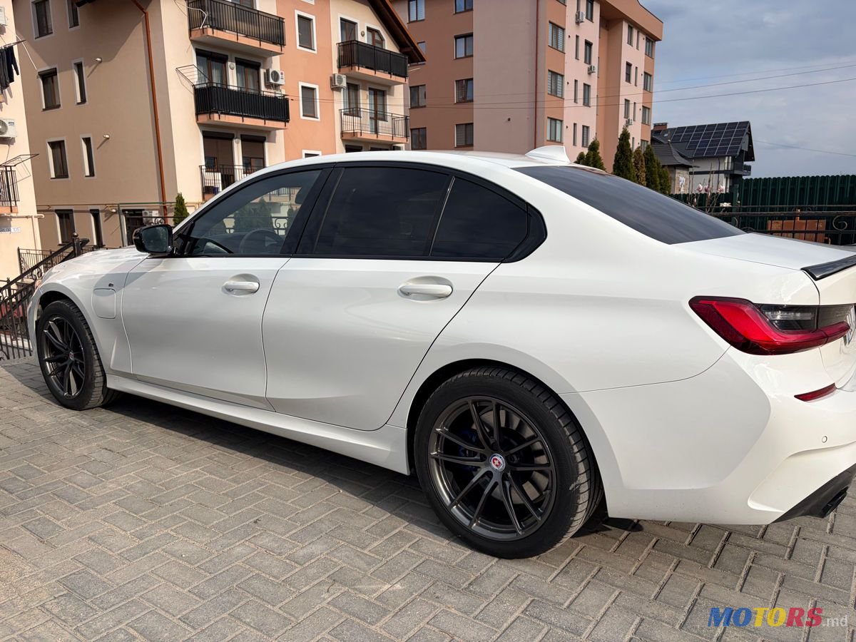 2020' BMW 3 Series photo #5