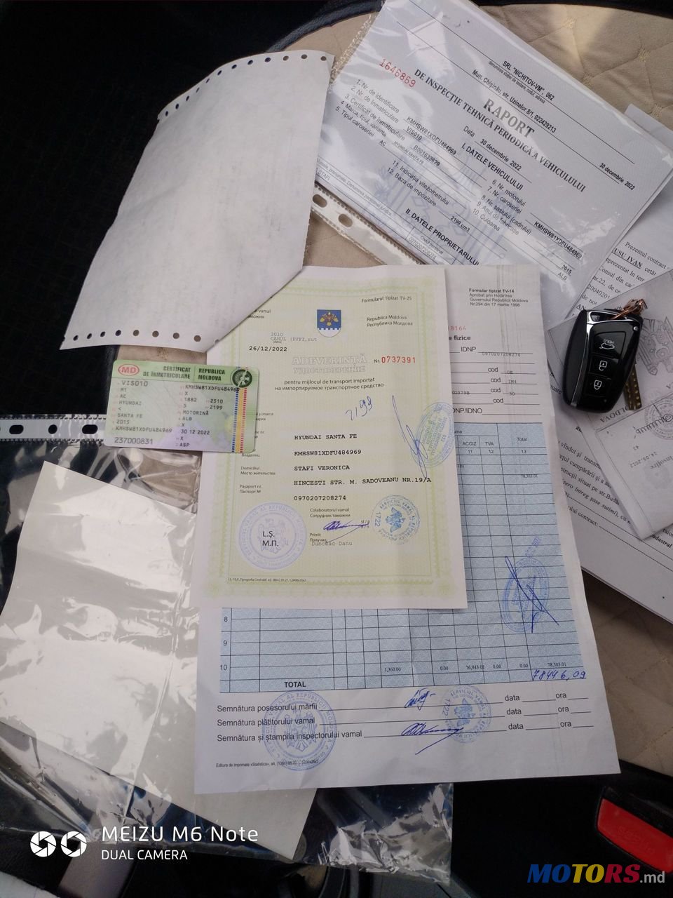 2015' Hyundai Santa Fe photo #5