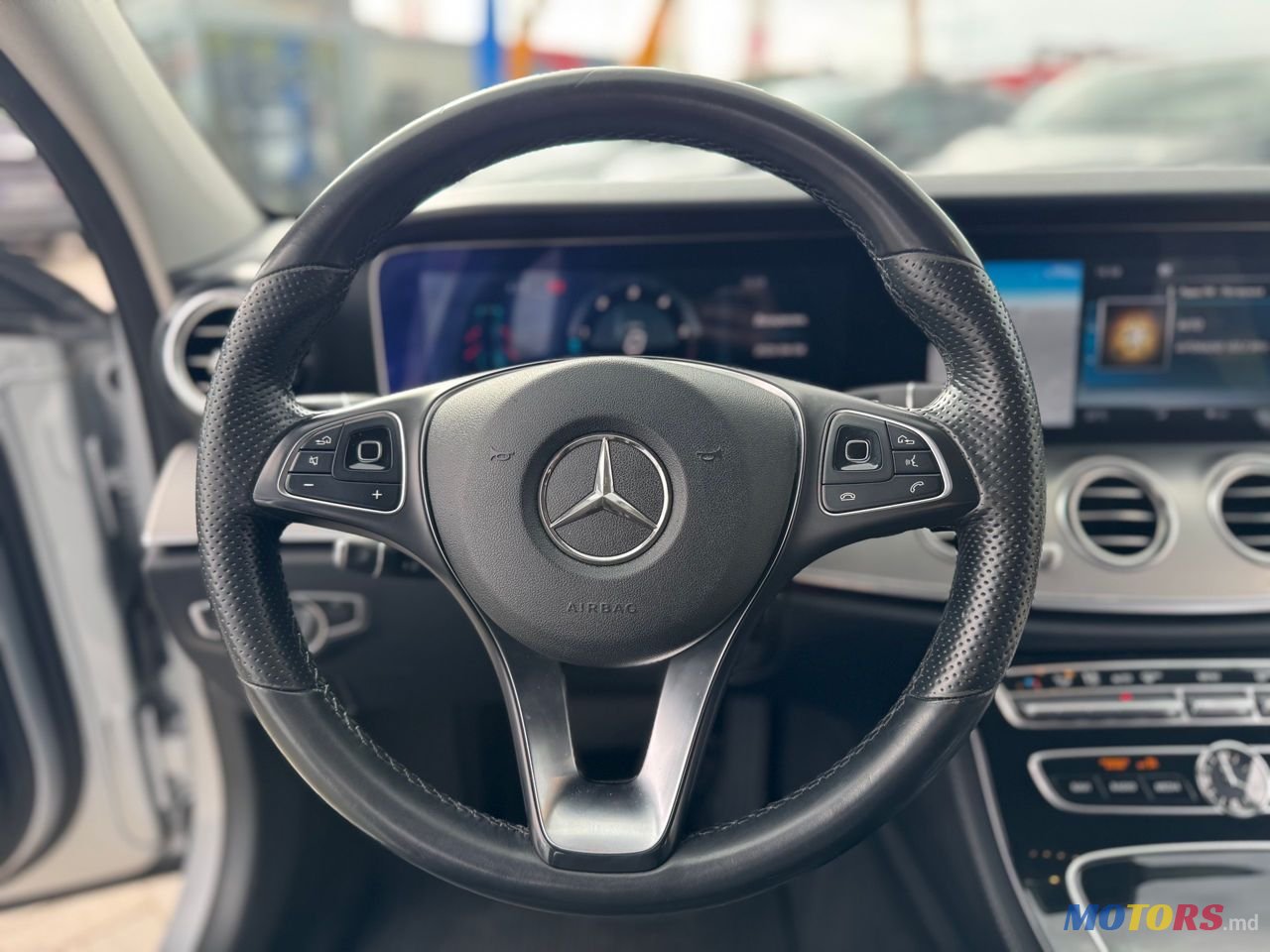 2016' Mercedes-Benz E-Class photo #6