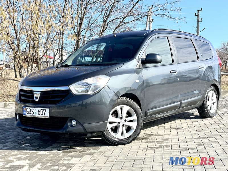 2012' Dacia Lodgy photo #2