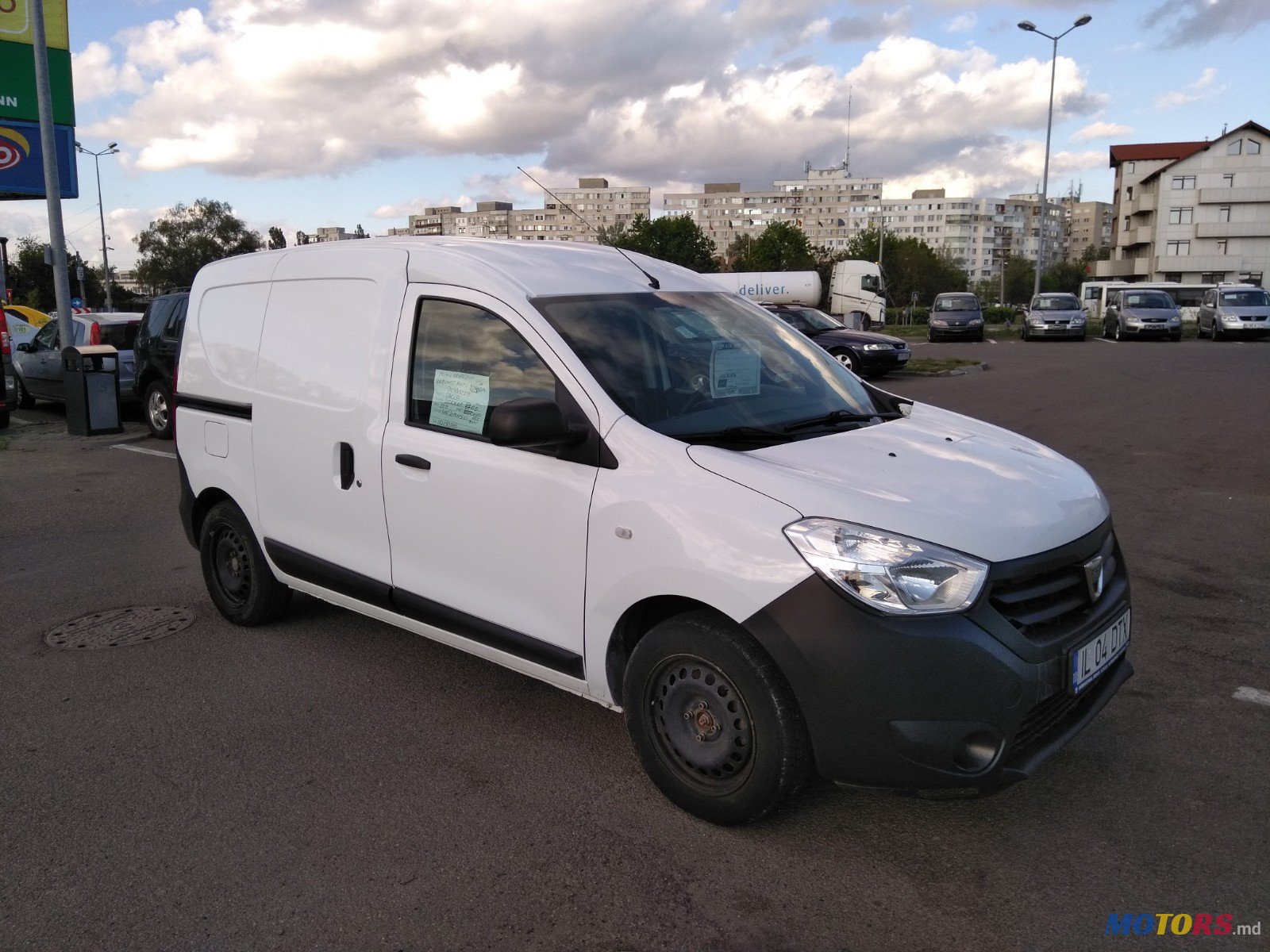 2013' Renault photo #2