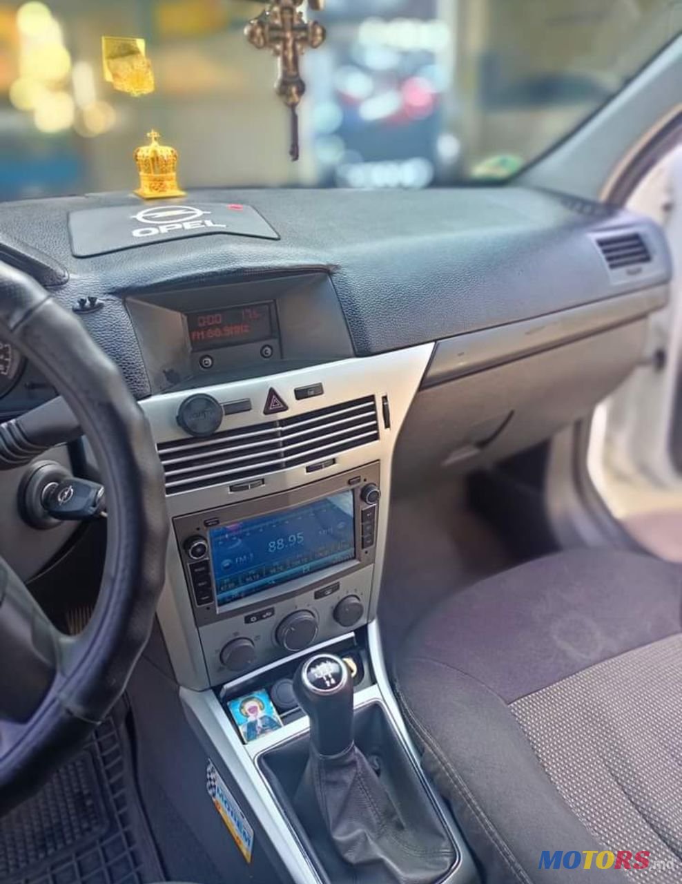 2009' Opel Astra photo #2