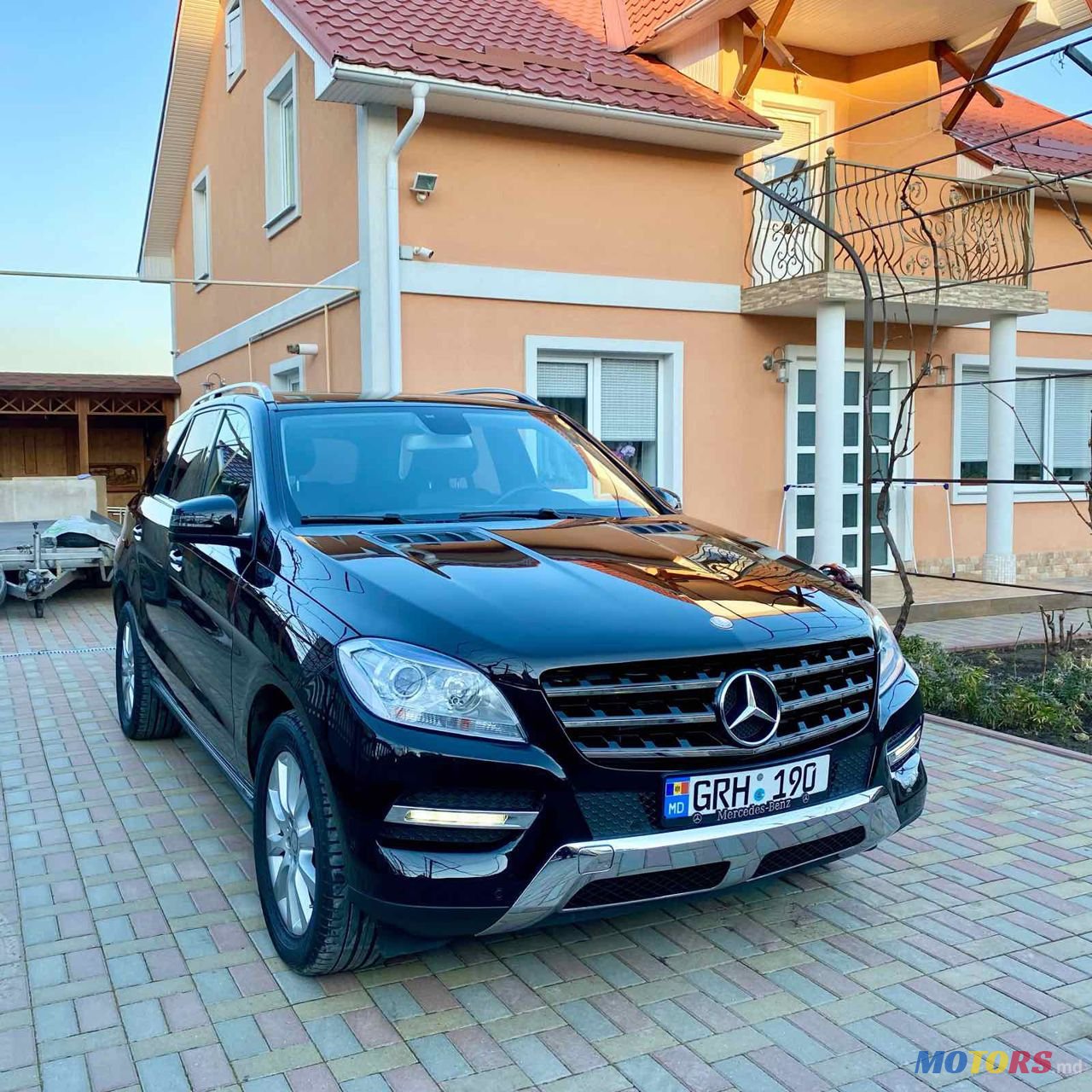 2014' Mercedes-Benz M Класс photo #1