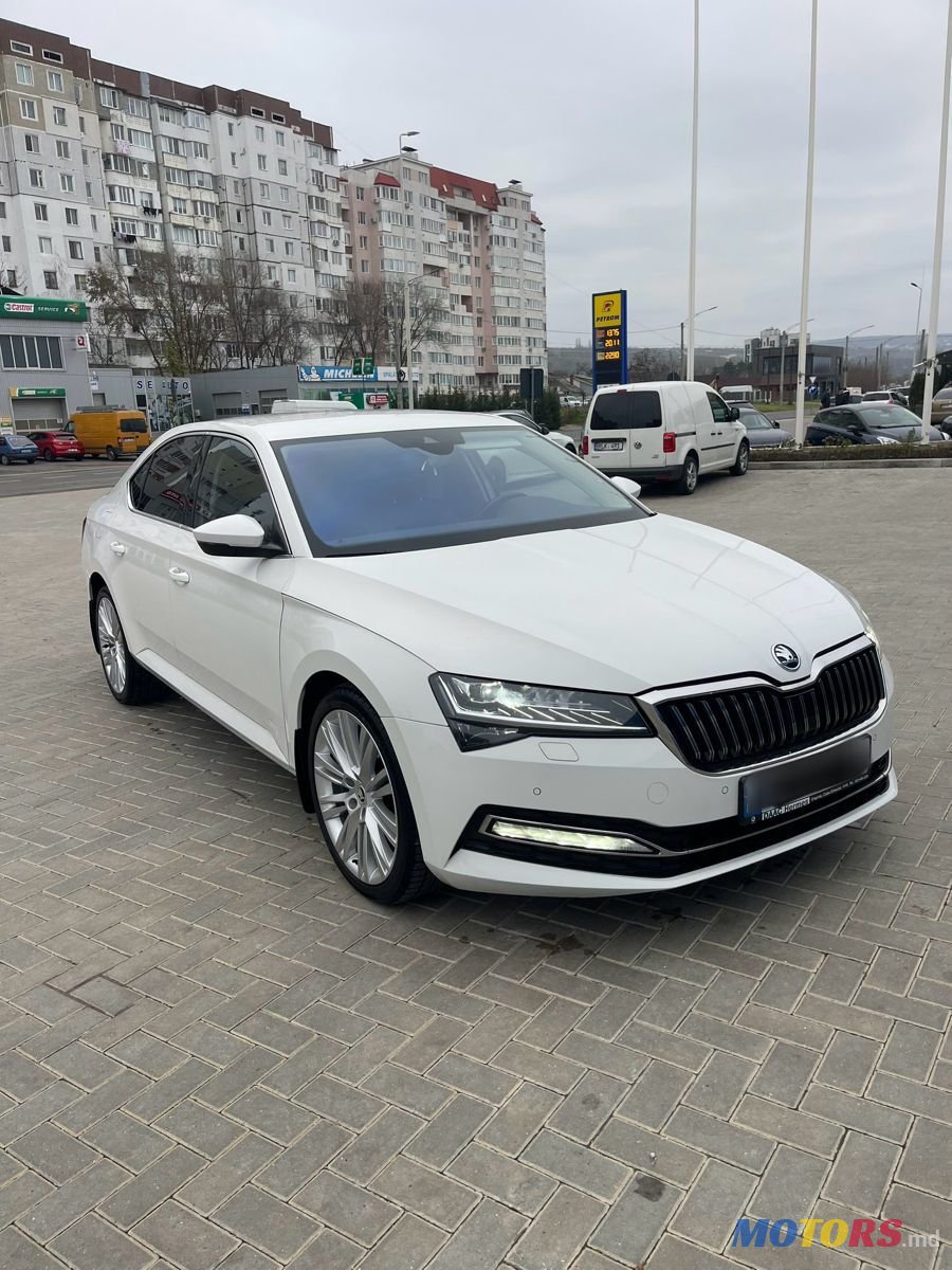 2020' Skoda Superb photo #1