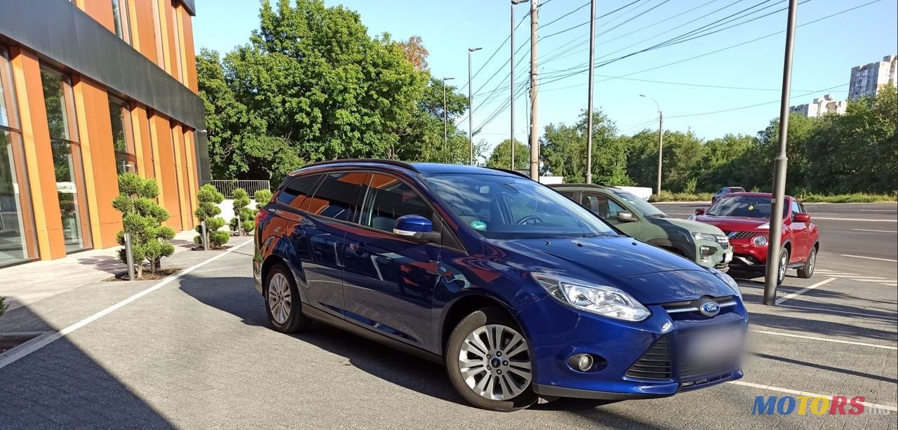 2014' Ford Focus photo #2