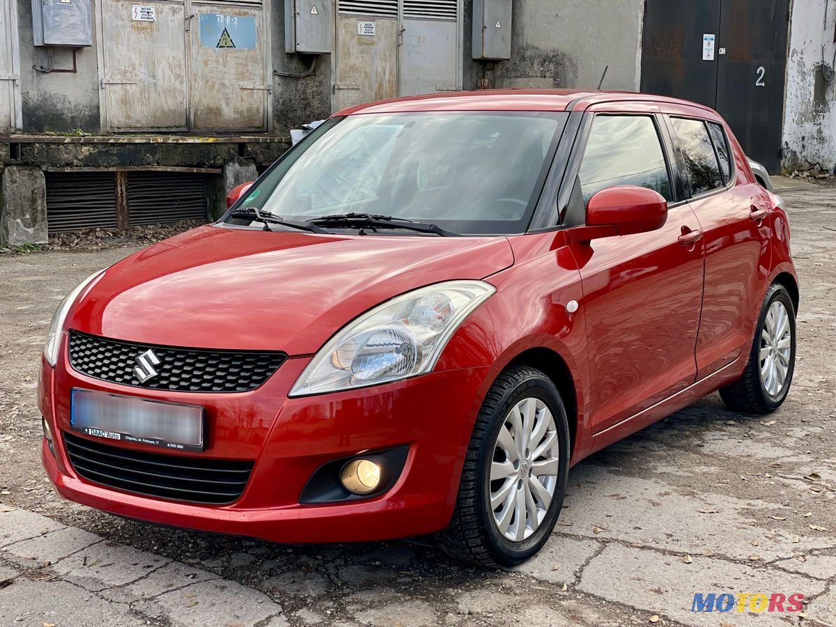 2011' Suzuki Swift photo #1