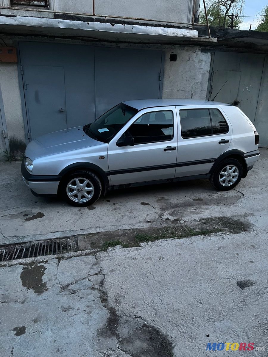 1998' Volkswagen Golf photo #1